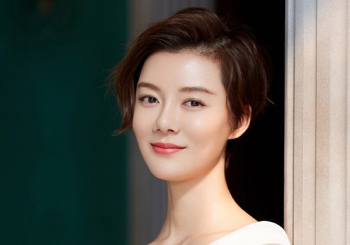 适合圆脸女生的流行短发安利 2023年发型师专为圆脸女生设计的短发