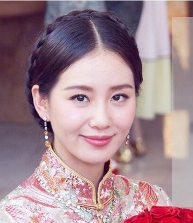 刘诗诗龙凤褂发型 中式发型怎么剪好看