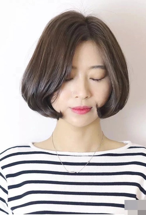 都市女生适合剪的短头发 精致有情调的短发染发图