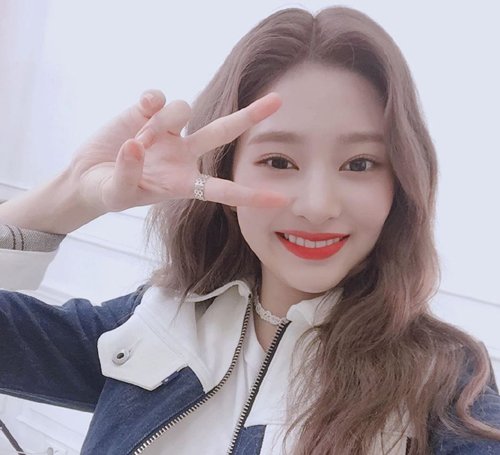 IZONEôɫ ˺ϵΪ2023