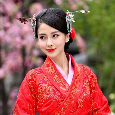 杨颖坠马髻怎么梳 古代女子坠马髻背面怎么梳