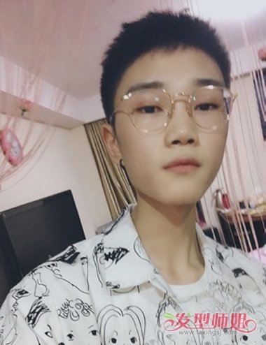 近似戴眼镜男生剪寸头时尚吗 阳光帅气短发完美展示图片大全