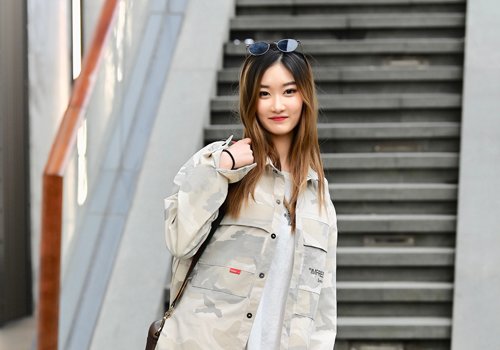女生额头高也能hold住露额发型 高额头女生小心机露额长发气质修颜