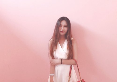 女生额头高也能hold住露额发型 高额头女生小心机露额长发气质修颜