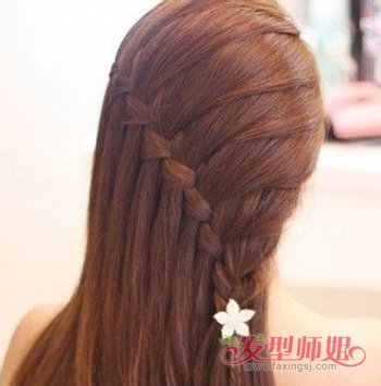 怎么在后面编斜的辫子 后面从左到右的辫子发型