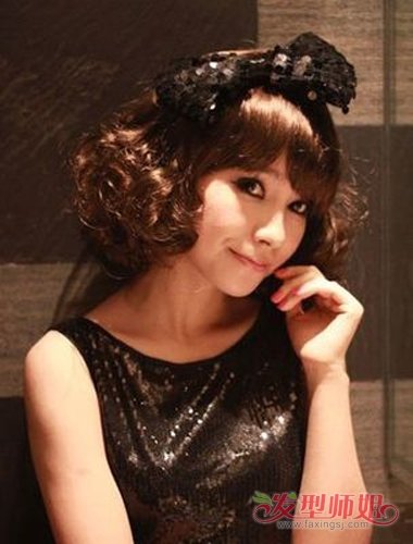 韩式陶瓷烫发甜美百搭显气质造型 抢眼玩个性的女生卷发设计