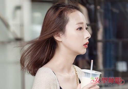 烫出来的中长发型究竟颜值几何 女生烫发图片怎么都推荐剪中长发