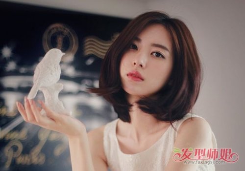 烫出来的中长发型究竟颜值几何 女生烫发图片怎么都推荐剪中长发