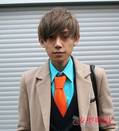 脸型又瘦又长单薄面相不够帅 消瘦型男生长脸酷爱试试烫发修颜法