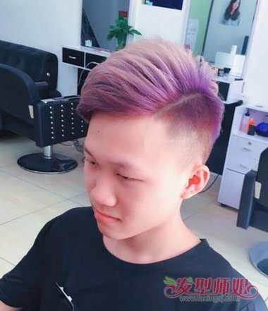 00后男生主观意识流染发浅色系最多 怎么能让你的头发颜色一直都是寡淡黑