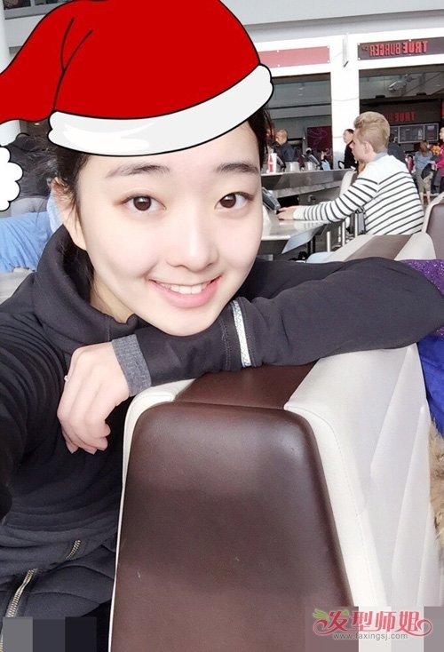 圣诞节扎盘时尚发型才是重点 女生修颜不二选节日扎发示范