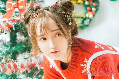 圣诞节扎盘时尚发型才是重点 女生修颜不二选节日扎发示范