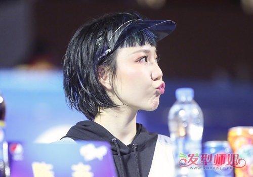 谁说黑色短发一定很乏味？！ 24女生个性十足的黑色短发演绎美呆了