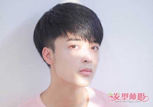 男生长了方脸适合什么发型 超合拍发型让方脸男生变得帅气非常