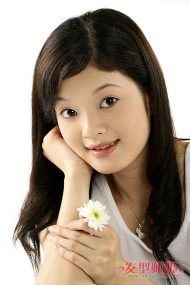 黑发和黄发间哪款颜色更显皮肤白呢 24显白的自然发色嗨起来
