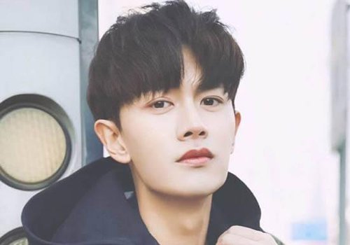 什么样的男生脸型才是古风脸 原来最容易梳发的就是男生古风脸脸型