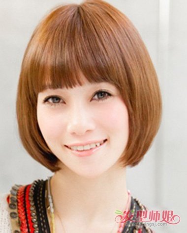 适合25岁左右的直发发型图片 直发内蓬发型图片女